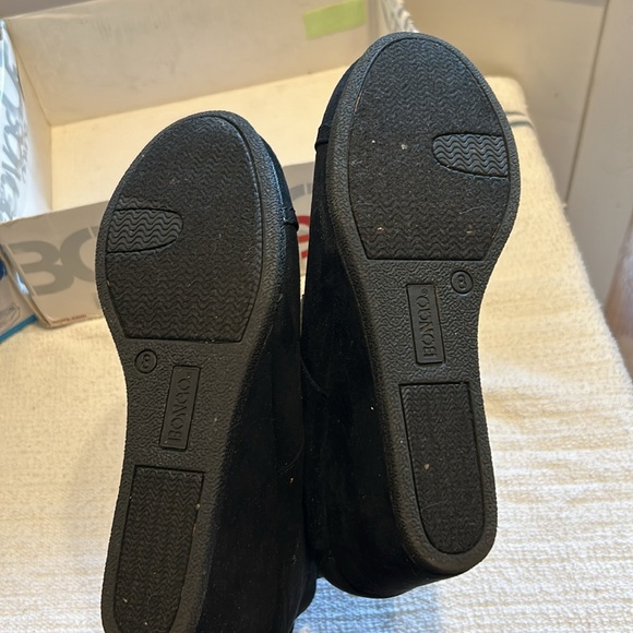 Black wedge style ankle boots - Picture 4 of 4